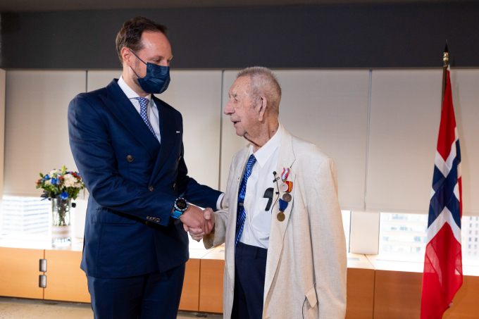 Andresen has previously been awarded the War Medal, King Haakon VII’s Freedom Medal and the Government’s Commemorative Medal. (Photo: Pontus Höök / Ministry of Foreign Affairs)