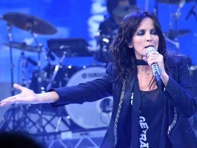 Pop artist Nena performed 99 Luftballons and other numbers at the award ceremony. Photo: Sven Gj. Gjeruldsen, The Royal Court.