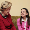 The Queen got to meet some of the children at Sevgi Evleri Nursery School. (Photo: Lise Åserud / NTB scanpix)