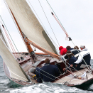 King Harald and his crew sailing in the 2008 world cup (Photo: Morten Holm / Scanpix)