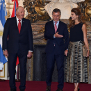 Kong Harald og Dronning Sonja med President Mauricio Macri og Argentinas førstedame, Juliana Awada i presidentpalasset i Buenos Aires. Handoutbilde fra Det kongelige hoff publisert 6. mars 2018. Bildet er kun til redaksjonell bruk - ikke for salg. Foto: Sven Gj. Gjeruldsen, Det kongelige hoff