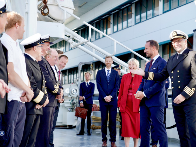 The crew on board the research vessel Dr. Fridtjof Nansen are ready for the next research expedition. Photo: Simen Løvberg Sund, The Royal Court.
