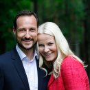 New pictures of the Crown Prince and Crown Princess were released on the occasion of them both celebrating their 40th birthday this summer  (Photo: Lise Åserud, Scanpix)