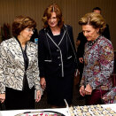 Queen Sonja shows First Lady Silvia Ga&#154;parovi&#269;ová "a Taste of Norway" - a buffet showcasing Norwegian seafood and cured meats (Photo: Terje Bendiksby / Scanpix)