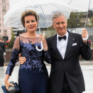 Gjestene ankommer operaen: Kong Philippe og Dronning Mathilde. Foto: Jon Olav Nesvold / NTB scanpix