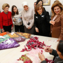 The Queen and the First Lady viewed samples of handicrafts made at Saray Care and Rehabilitation Centre. (Photo: Lise Åserud, NTB scanpix)