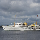 Kongeskipet seiler videre mot Jubileumsreisens siste stoppested: Kristiansand. Foto: Carina Johansen, NTB scanpix