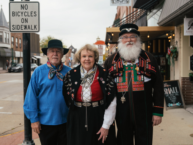 Decorah became a focal point for Norwegian immigrants. Many of the town’s residents attended the celebrations of Norwegian-American history dressed in traditional Norwegian costumes (bunad). Photo: Ola Vatn, The Royal Court