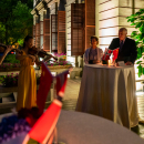 Norwegian-Chinese violinists Sara and Catharina Chen gave a short concert for the guests. Photo: Tim Haukenes