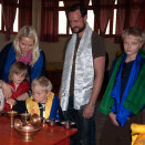 Lighting candles in Passingdang convent (Photo: NRK)