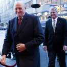 11 March: King Harald attends the premiere of the movie "Kings of Oslo". The King met with the children from the movie as part of the visit  (Photo: Thomas Winje Øijord / Scanpix)