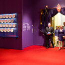 24 May: The King and Queen attend the opening of the exhibition Gavebordet (the Gift Table) in Bergen  (Photo: Marit Hommedal / NTB scanpix)