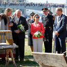 Ship builder Geir Røvik presented craftsmen to the King and Queen before the launcing of the Oseberg (Photo: Håkon Mosvold Larsen / NTB scanpix)