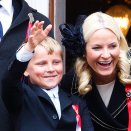 The Royal Family greets the Children's Parade in Oslo from the Palace Balcony. Photo: Heiko Junge, NTB scanpix