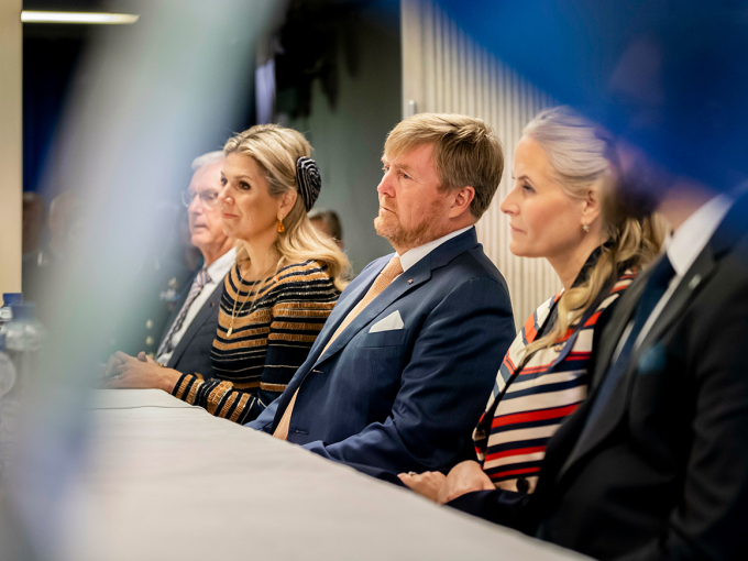 Seminar on board HMS Rotterdam. Photo: Robin Utrecht / Dana press