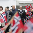 21. oktober: Kong Harald besøker Svelvik kommune (Foto: Vidar Ruud, NTB scanpix)