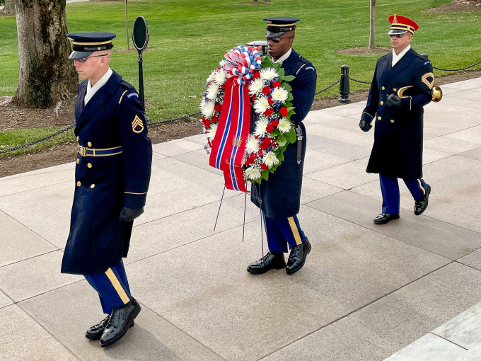 Wreath Laying Ceremony at the Tomb of the Unknown Soldier at Arlington National Cemetery. Photo: Guri Varpe, The Royal Court