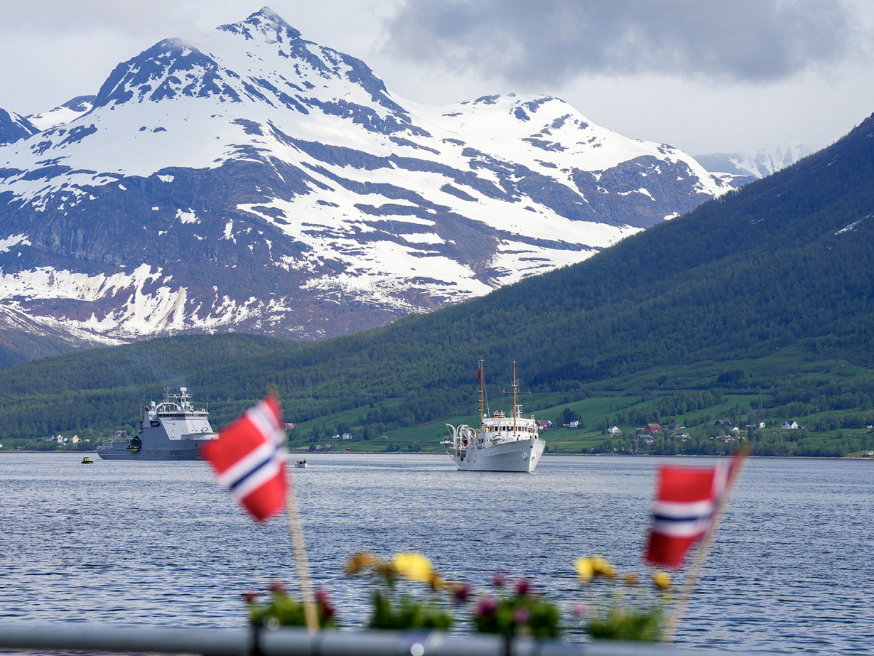 Fylkestur til Troms 2025: Kongeskipet i Balsfjord
