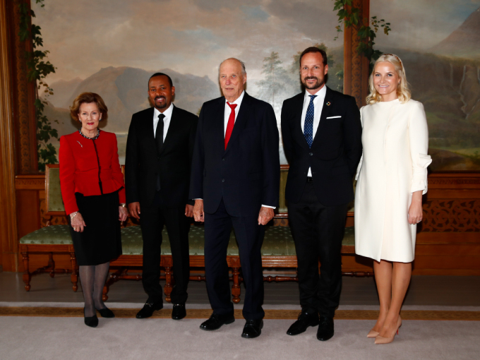 An audience at the Royal Palace is part of the regular programme honouring the Nobel Peace Prize laureate. Photo: Terje Pedersen, NTB scanpix