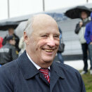 21. oktober: Kong Harald besøker Hof kommune i Vestfold (Foto: Vidar Ruud, NTB scanpix)