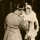 The bride arrives at Østbanen railway station (Photo: Brødrene Halvorsen, The Royal Court Photo Archives)