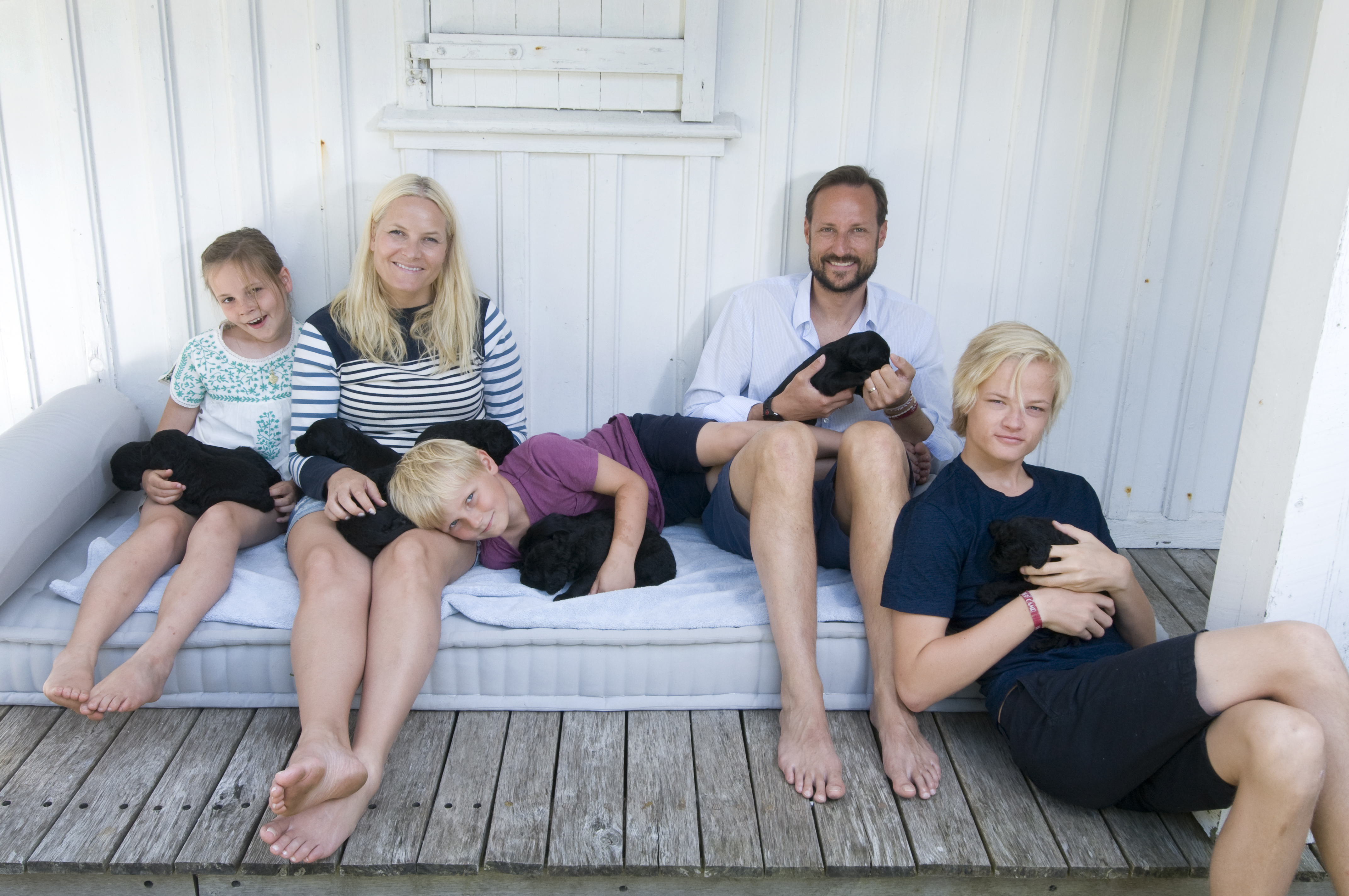 Шведская Семья Знакомства