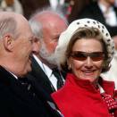 17 May: The King and Queen visit the Nordstrand area in Oslo (Photo: Glenn Svendsen, Stella pictures) 