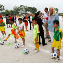 Ready for for kick off with Football for all. Photo: Lise Åserud / NTB scanpix