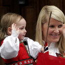 Crown Princess Mette-Marit and Princess Ingrid Alexandra (Photo: Jarl Fr. Erichsen / Scanpix)