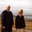 Their Majesties visit the wind park at Bessaker mountain (Photo: Ned Alley / NTB scanpix)