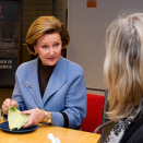18 February: The Queen visits the head office of the Norwegian Refugee Council  (Photo: Terje Bendiksby / Scanpix)