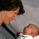 Princess Märtha Louise with her three days old daughter, Maud Angelica. Photo: Knut Falch / Scanpix.
