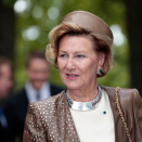Dronning Sonja under første del av dagens program.  Foto: Lise Åserud, NTB scanpix