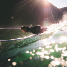 Surfing in Hoddevik. Handout picture from the Royal Court published 07.102017. For editorial use only, not for sale. Foto: Fjordlapse Photography, Det kongelige hoff.