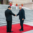 The King and Queen were welcomed by President Xi Jinping and First Lady Peng Liyuan. Foto: Heiko Junge, NTB scanpix
