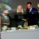 Kronprins Haakon og Kronprinsesse Mette-Marit fikk se en del av Rundeskatten (Foto: Stian Lysberg Solum / NTB scanpix)