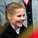 The Royal Family greets the Children's Parade in Asker outside Skaugum. Photo: Jon Olav Nesvold / NTB scanpix.