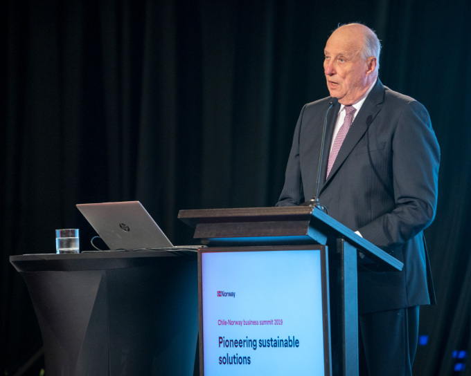 King Harald opened the business seminar in Santiago. Photo: Heiko Junge / NTB scanpix