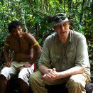 King Harald accompanied the greatest hunters in the village in order to listen to how they lure animals such as monkeys, jaguars, wild boars and forest birds. (Photo: Rainforest Foundation Norway / ISA Brazil)