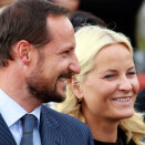 The Crown Prince and Crown Princess in Folldal (Photo: Lise Åserud / Scanpix).